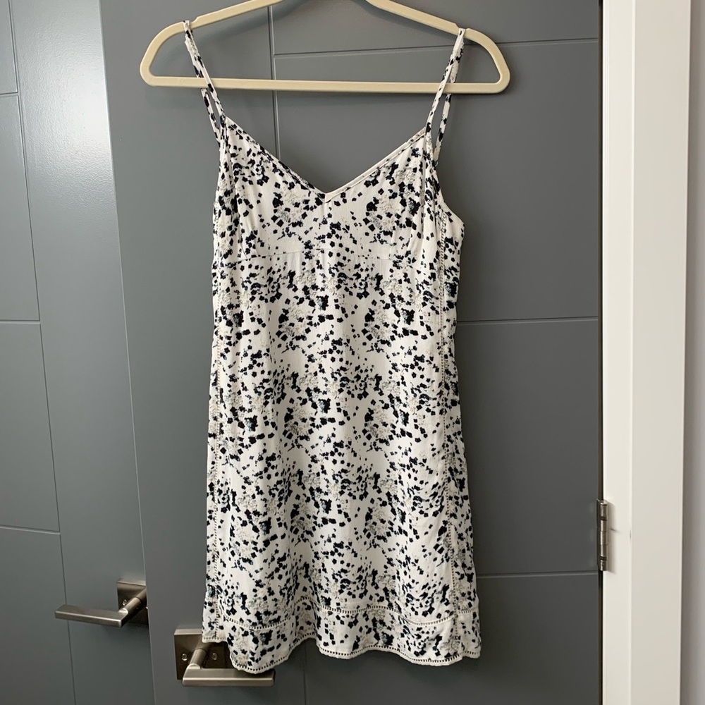 Aritzia dress
